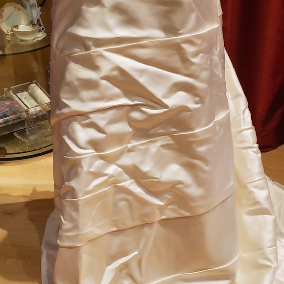 Michelle Roth Honour Bridal Gown Size 6 UNALTERED - Picture 4 of 8